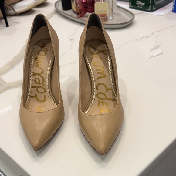 Sam Edelman Beige Pointed Toe Heels - Picture 8 of 9